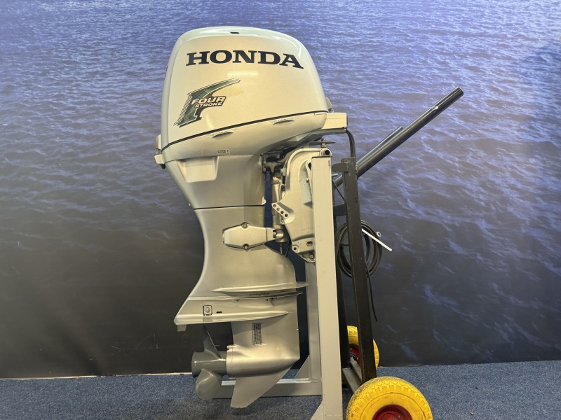 “ Honda 50 pk | Zeer nette staat | Powertrim | Injectie “ LRTU | Langstaart | Elektrische start | Knuppelbesturing