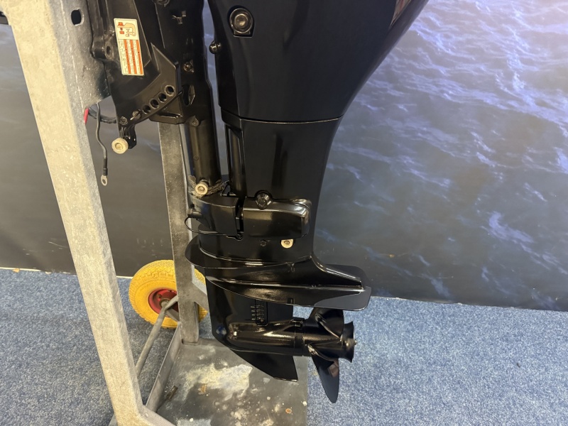 Suzuki 25 pk buitenboordmotor | Top staat Langstaart elektrische start knuppel besturing