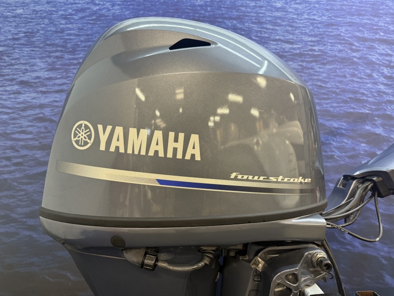 Yamaha 50 pk buitenboordmotor | Nieuw staat | Big tiller Langstaart | Elektrische start | Big tiller