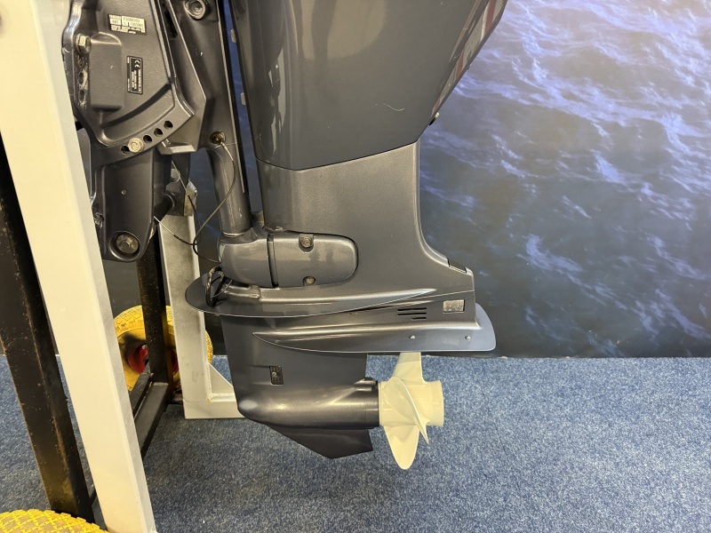 “ Yamaha 30 pk | Langstaart | Big Tiller | El start “ F30 BEHDL Langstaart | Elektrische start | Knuppel bediening