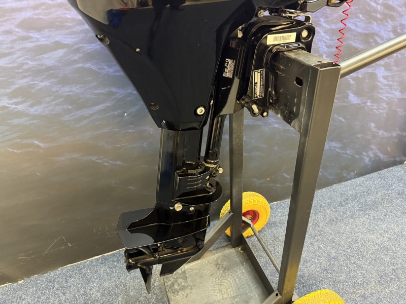 “ Suzuki 9.9 | Langstaart | Absolute nieuwstaat Langstaart | Knuppel bediening