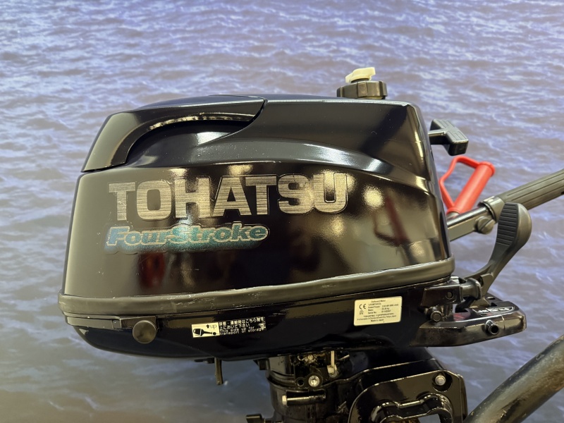 “ Tohatsu 4 pk | Kortstaart | Top staat! “ Tohatsu 4 pk buitenboordmotor