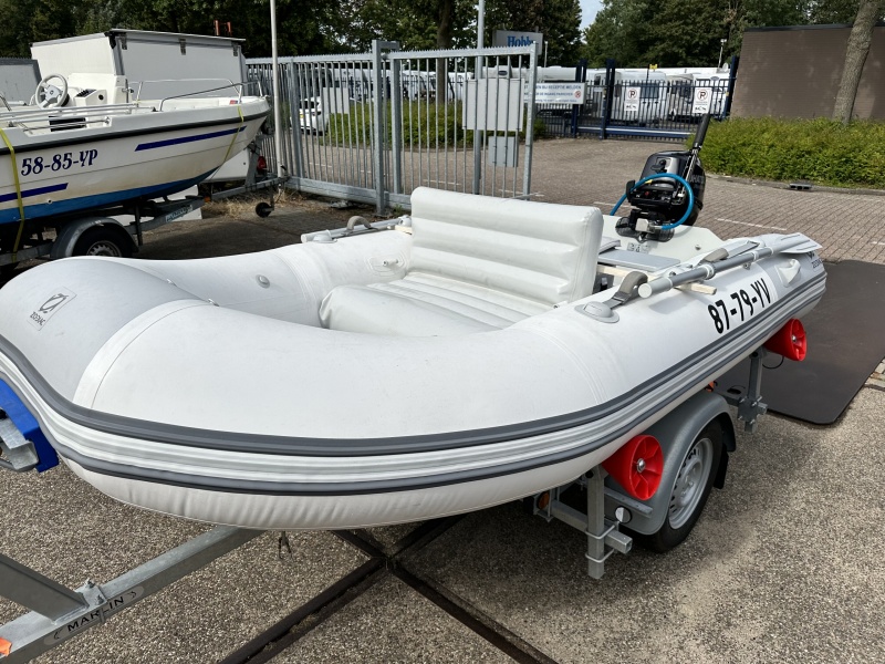 Zodiac 325 fast roller Acti V met of zonder motor en trailer