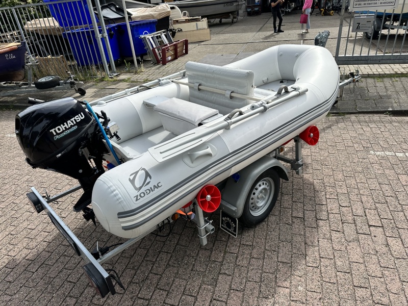 Zodiac 325 fast roller Acti V met of zonder motor en trailer