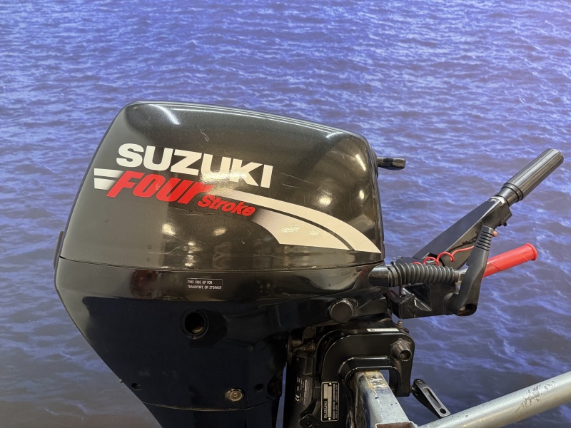 “ Suzuki 15 pk buitenboordmotor | Nette staat | Kortstaart “ DF15AS Kortstaart knuppel bediening