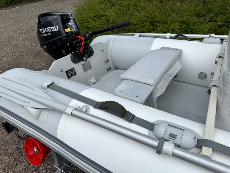 Zodiac 325 fast roller Acti V met of zonder motor en trailer