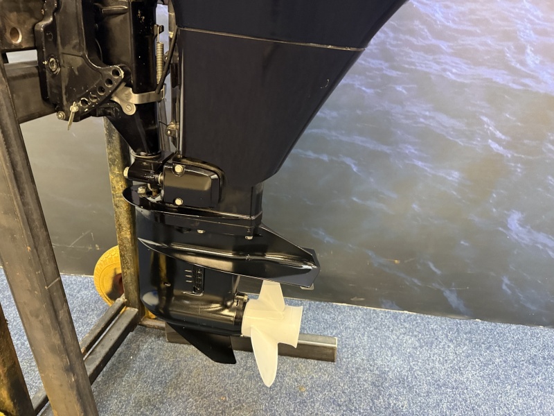 “ Tohatsu 25 pk buitenboordmotor | Absolute nieuwstaat “ Tohatsu MFS25B Kortstaart knuppel