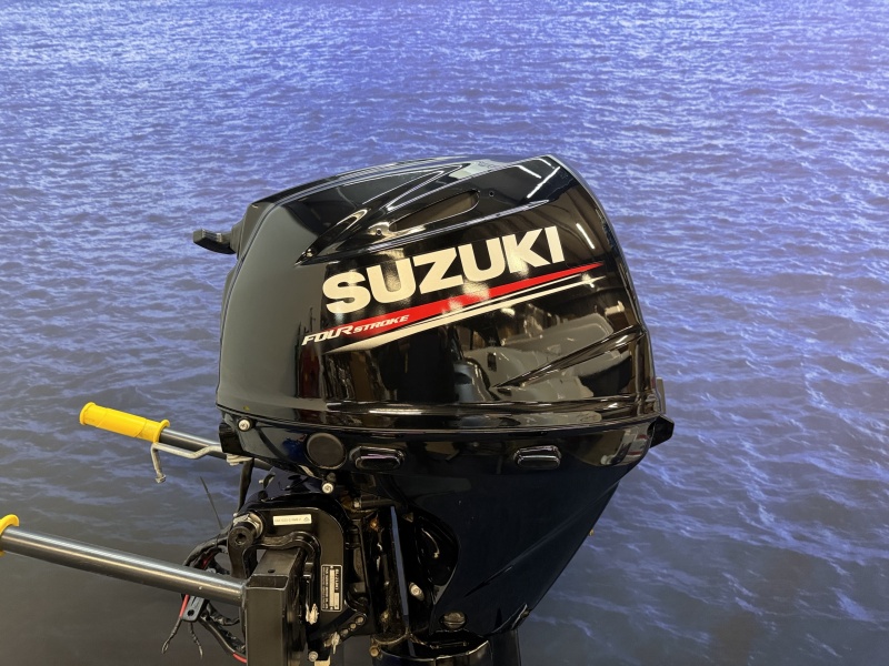 “?Suzuki 30 buitenboordmotor | Kortstaart | 63 UUR SLECHTS” DF30 ARS Kortstaart Elektrische start