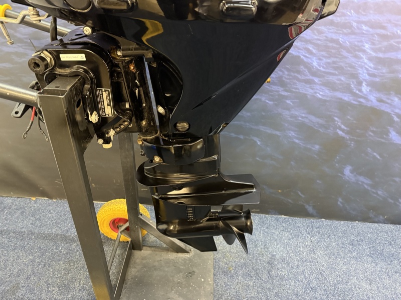 “?Suzuki 30 buitenboordmotor | Kortstaart | 63 UUR SLECHTS” DF30 ARS Kortstaart Elektrische start