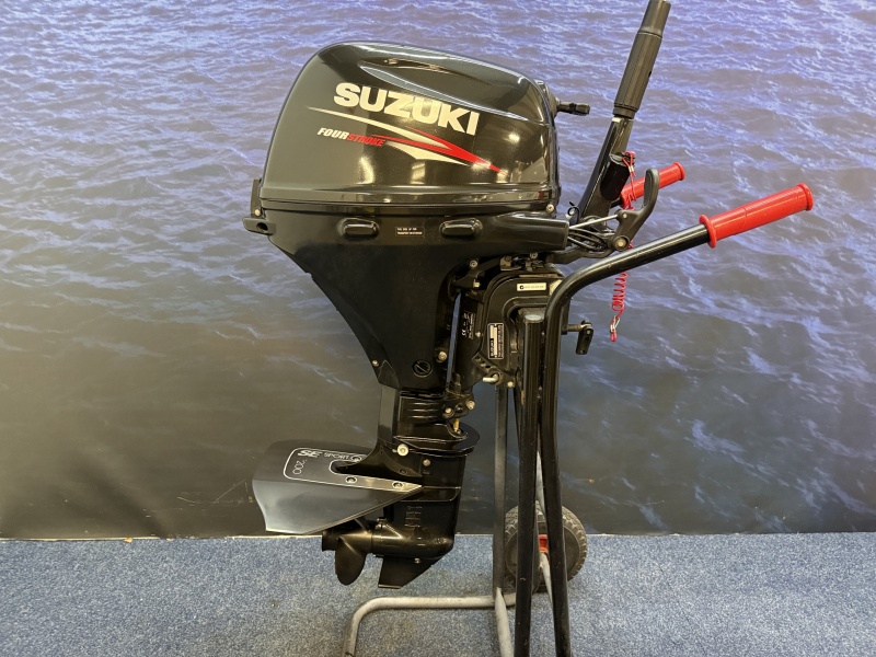 “ Suzuki 20 pk Kortstaart | Knuppel  | Nieuwstaat” F20 AS “Kortstaart | Knuppel bediend |