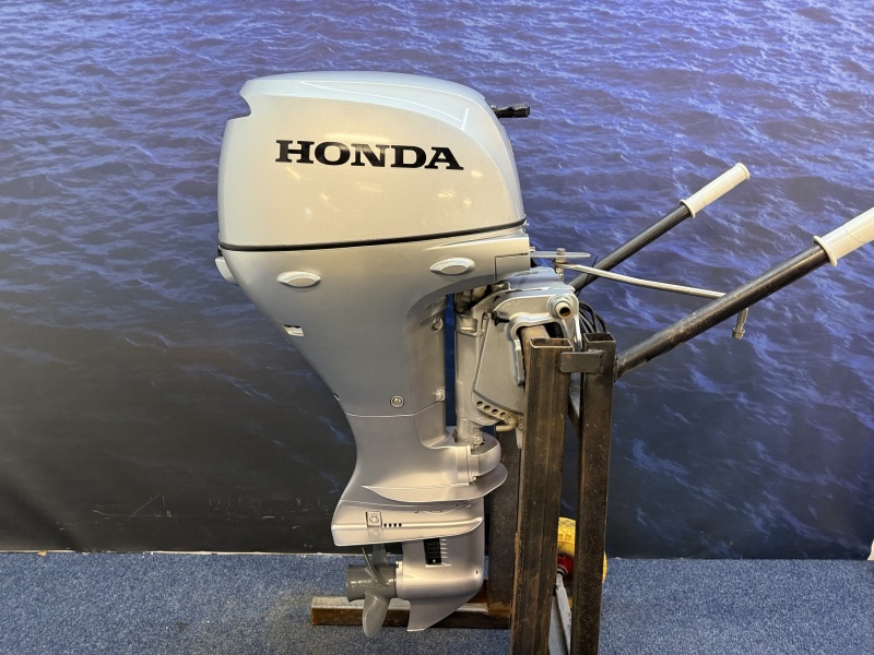 “ Honda 15 pk buitenboordmotor | Nieuwstaat! “ BF15D SRU Kortstaart elektrische start afstandsbediening