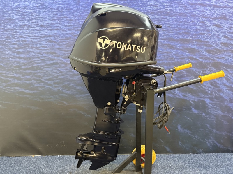Tohatsu 30 pk buitenboordmotor | Zeer nette staat 30EPL | Langstaart | Elektrische start | Afstandsbediening