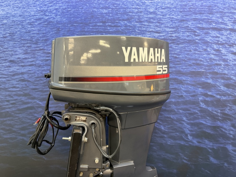 “ Unieke Yamaha 55 pk buitenboordmotor 2-takt Yamaha zo goed als nieuwe motor
