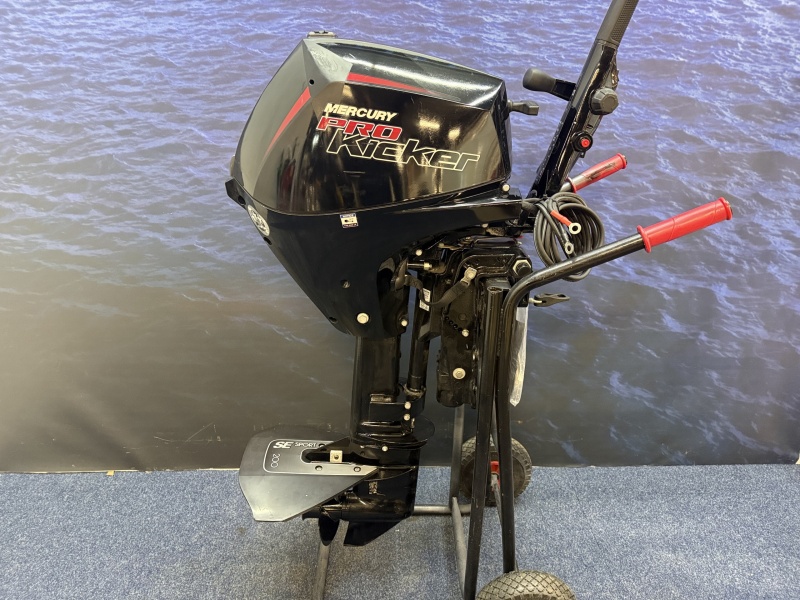 “ Mercury 15 buitenboordmotor | Pro Kicker | NIEUWSTAAT | “ F15EFI ELHPT Pro Kicker | Langstaart | Powertrim | Elektrisch gestart “