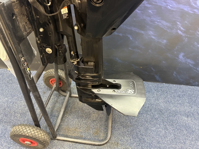 “ Mercury 15 buitenboordmotor | Pro Kicker | NIEUWSTAAT | “ F15EFI ELHPT Pro Kicker | Langstaart | Powertrim | Elektrisch gestart “