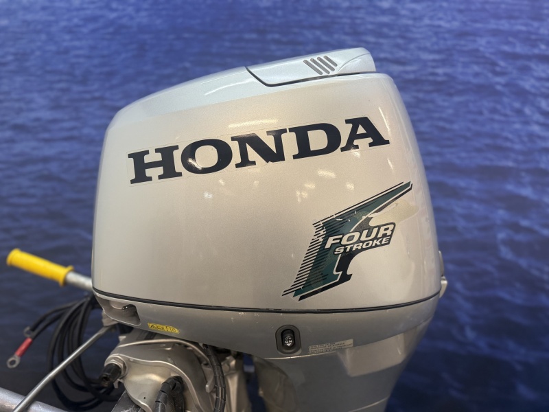 “ Honda 50 pk buitenboordmotor | Powertrim “ BF50 langstaart elektrische start gebruikt