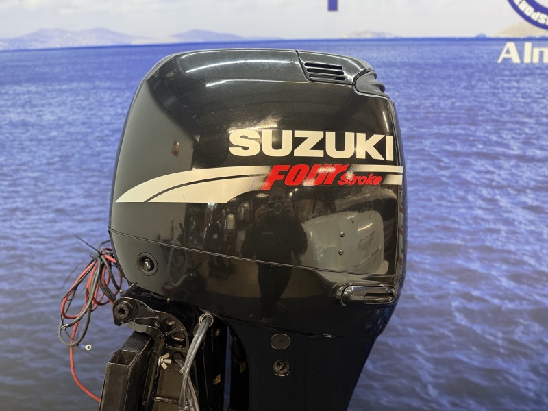 “ Suzuki 90 pk buitenboordmotor | Top staat | Powertrim “ DF90ATL Zo goed als nieuwe gebruikte motor.