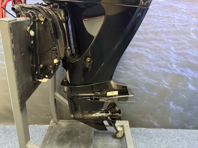 “ Mercury 60 pk | Nieuwstaat | 1e Eigenaar “ F60 ELPT lang staat elektrisch gestart powertrim