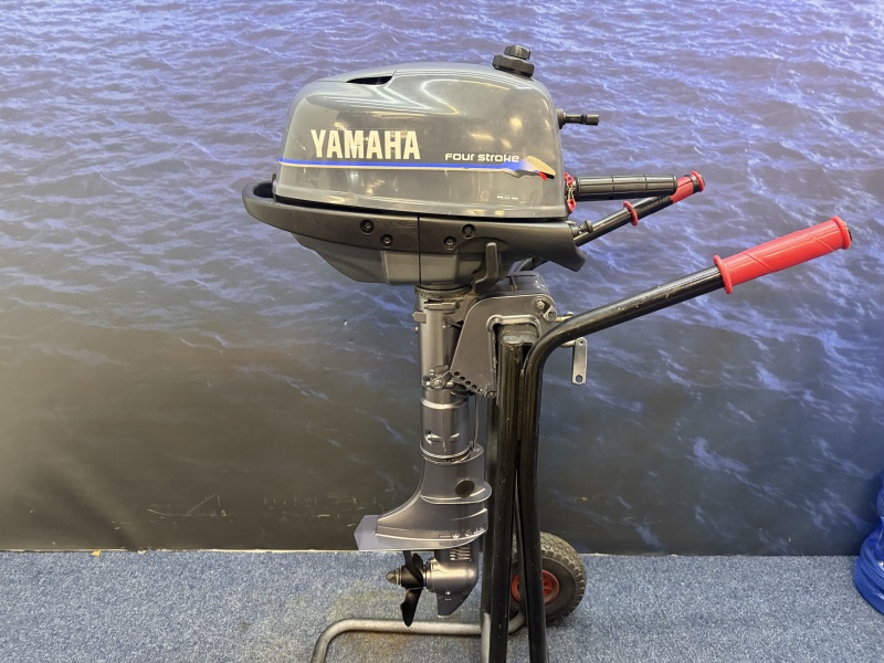 “ Yamaha 4 pk | Buitenboordmotor | Kortstaart “ F4AMHS kortstaart verkeerd in zeer goede staat