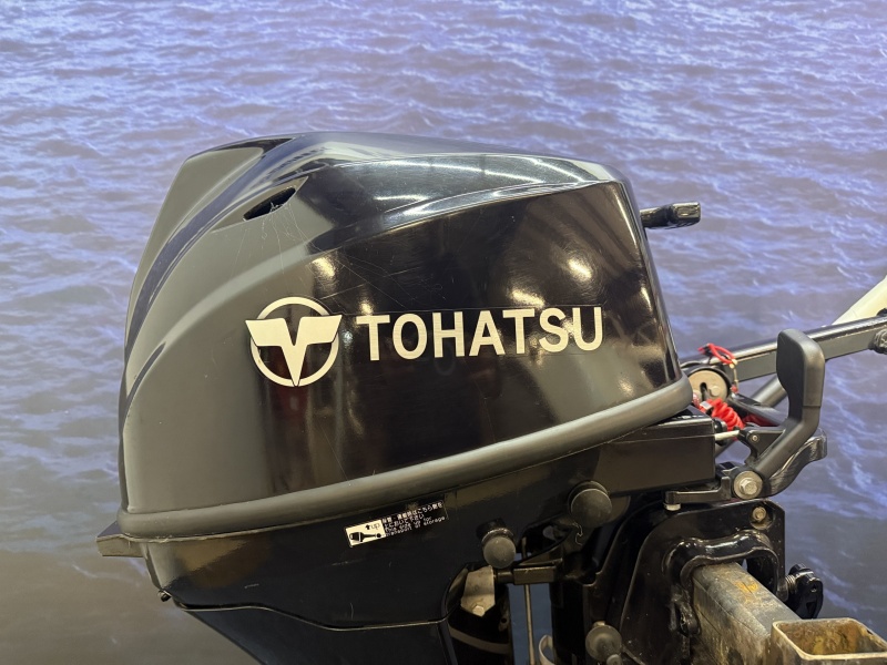 Tohatsu 6 / 8pk | Buitenboordmotor | Langstaart | Nieuwstaat 2 cilinders langstaart
