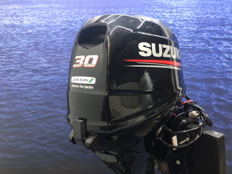 Suzuki 30  buitenboordmotor Kortstaart elektrische start