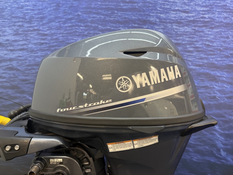 Yamaha 15 pk | Nieuwstaat! | 1e eigenaar | E-start F15CES Kortstaart, Elektrische start, Afstandsbediening