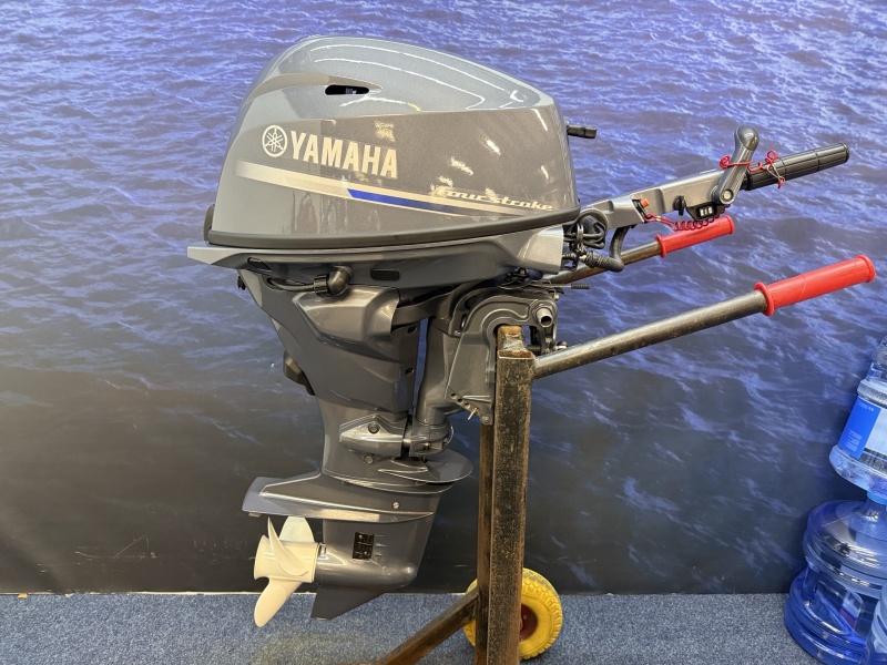 Yamaha 25 pk | Nieuwstaat! | 1e eigenaar | 70 vaaruren F20GMHS Kortstaart Injectie en trolling functie als nieuw