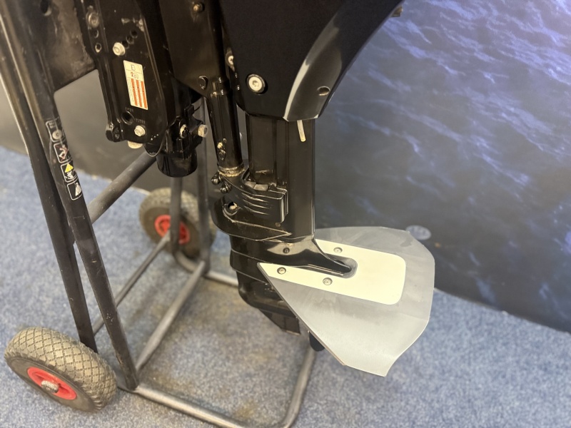 “ Suzuki 20 pk | PowerTrim | Nieuwstaat | Eerste eigenaar “ Langstaart el start afstandsbediening power trim