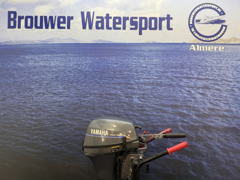“Yamaha 8 pk | Buitenboordmotor | Langstaart | Nieuwstaat” F8FMHL zo goed als nieuw