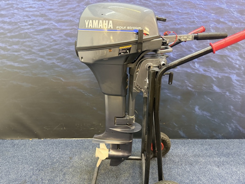 “Yamaha 8 pk | Buitenboordmotor | Langstaart | Nieuwstaat” F8FMHL zo goed als nieuw
