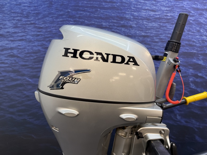 Honda 10 pk buitenboordmotor | Zo goed als nieuw BF10SHSU Kortstaart Knuppelbesturing