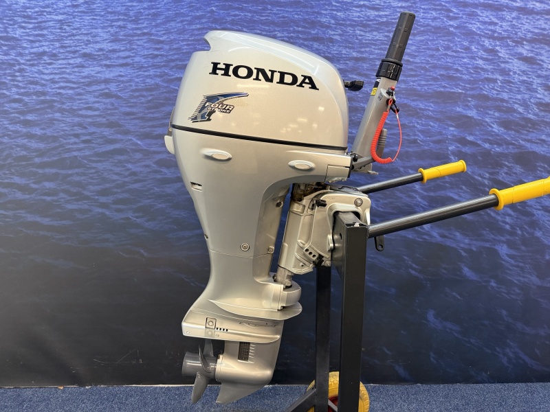 Honda 10 pk buitenboordmotor | Zo goed als nieuw BF10SHSU Kortstaart Knuppelbesturing