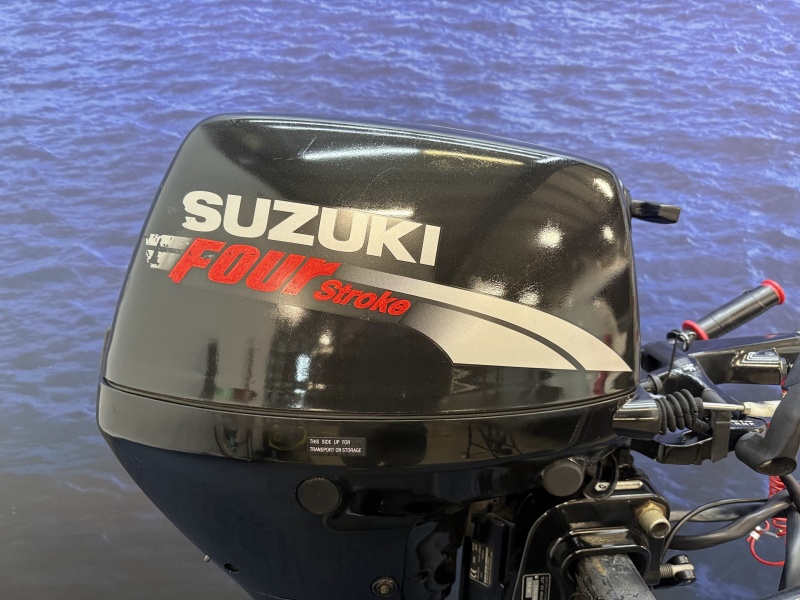 “ Suzuki 15 pk | Elektrische start | Langstaart “ DF15AS Kortstaart knuppel bediening